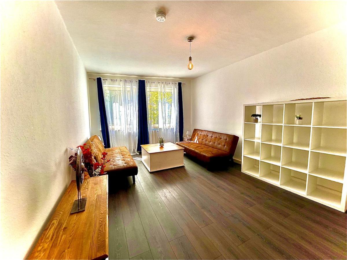 Geraeumige Wohnung Im Herzen Kassels Exterior photo