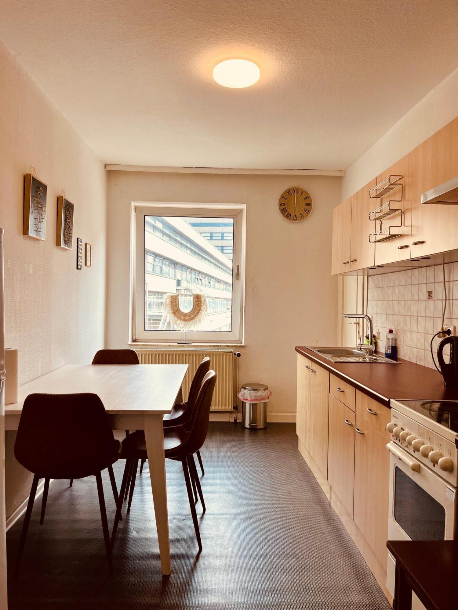 Geraeumige Wohnung Im Herzen Kassels Exterior photo